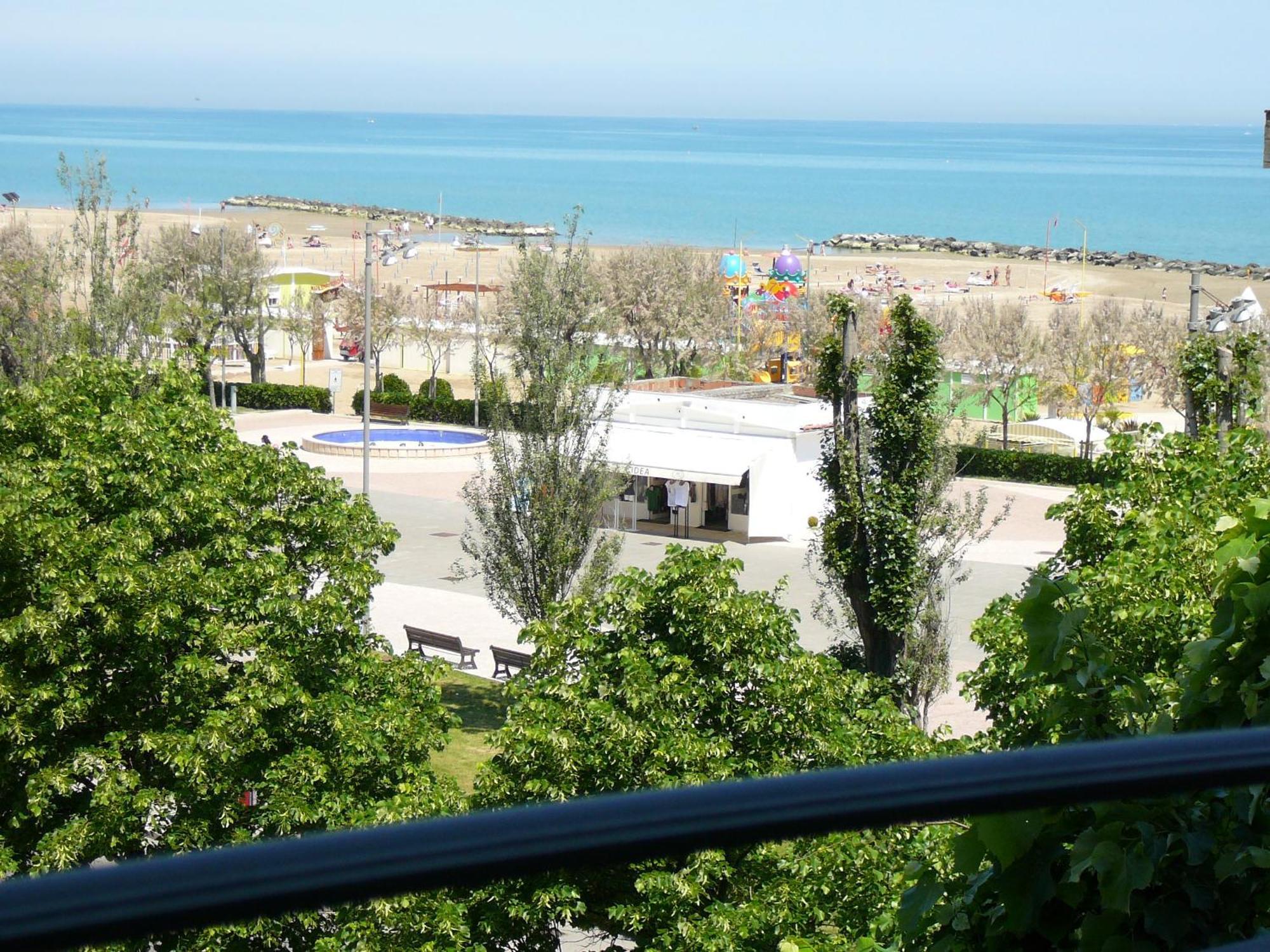 Hotel De La Plage Rimini Bagian luar foto