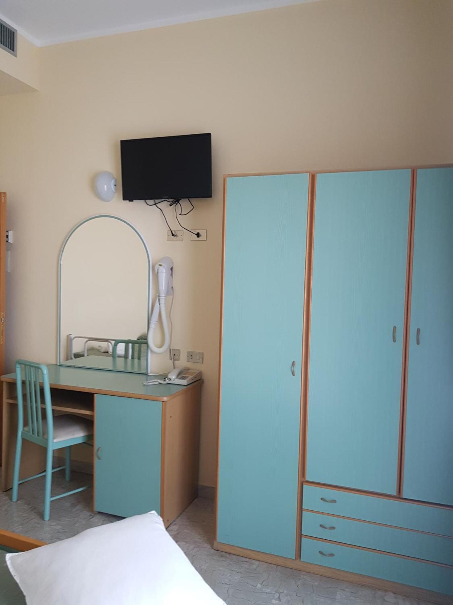 Hotel De La Plage Rimini Bagian luar foto