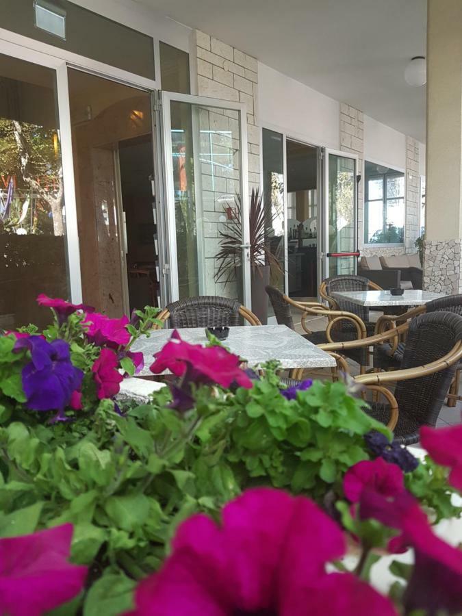 Hotel De La Plage Rimini Bagian luar foto